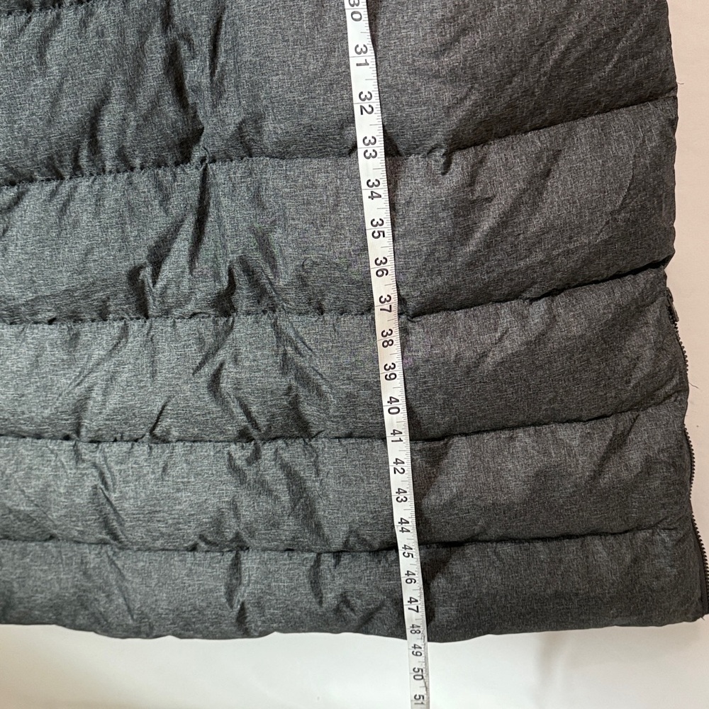 Lands' End Charcoal Puffer Coat with Faux Fur hood - Picture 5 of 9
